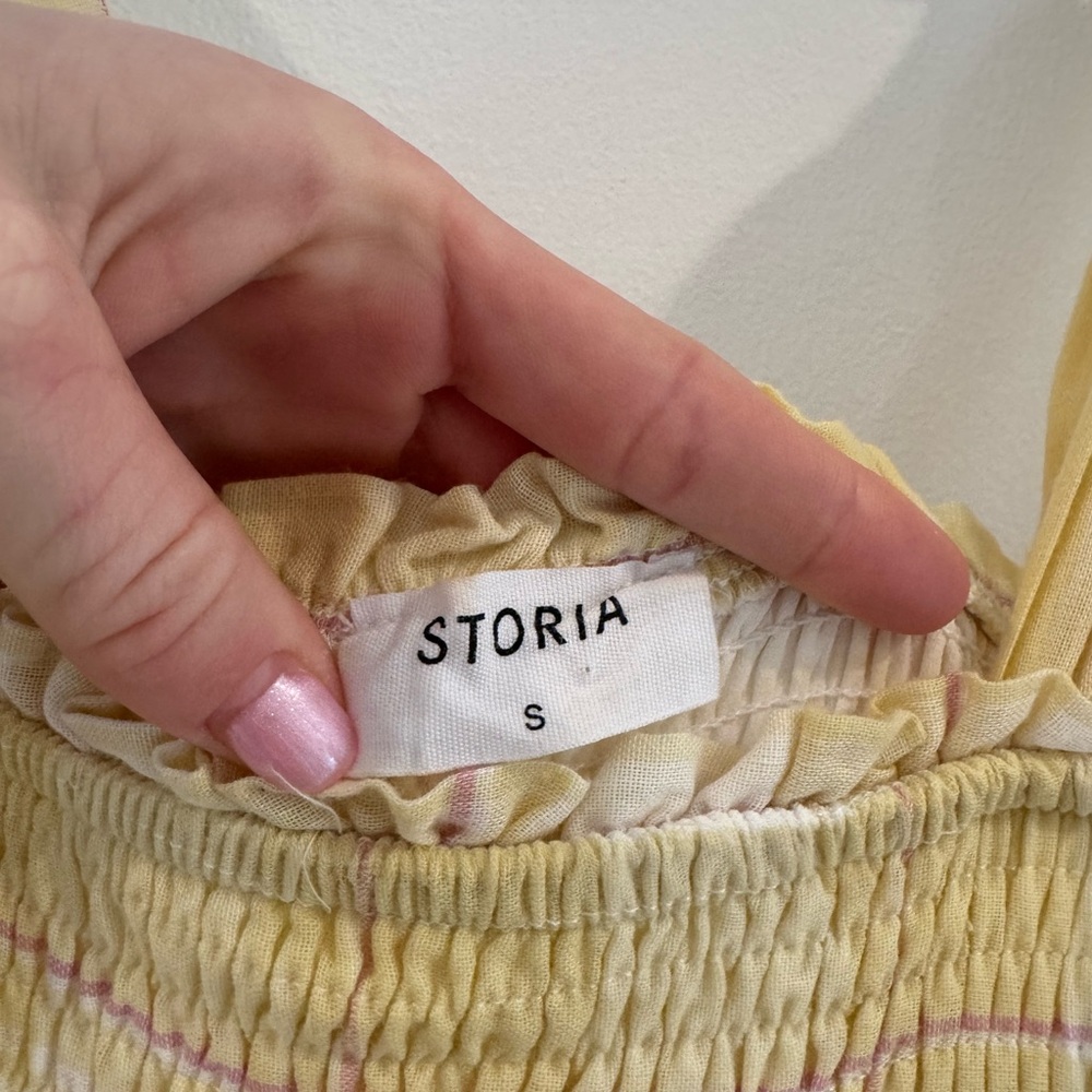 Storia Yellow and Cream Maxi Dress - Picture 10 of 10